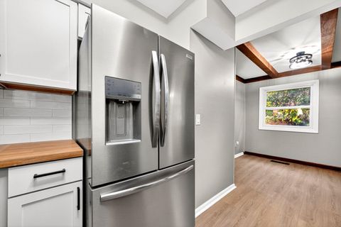 Tiny photo for 4720 Merrifield Place 67 #67, Columbus, OH 43220 (MLS # 225039463)