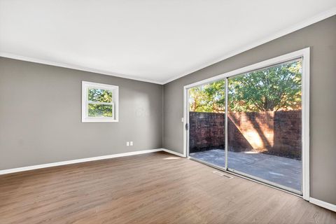 Tiny photo for 4720 Merrifield Place 67 #67, Columbus, OH 43220 (MLS # 225039463)