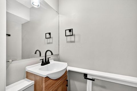 Tiny photo for 4720 Merrifield Place 67 #67, Columbus, OH 43220 (MLS # 225039463)