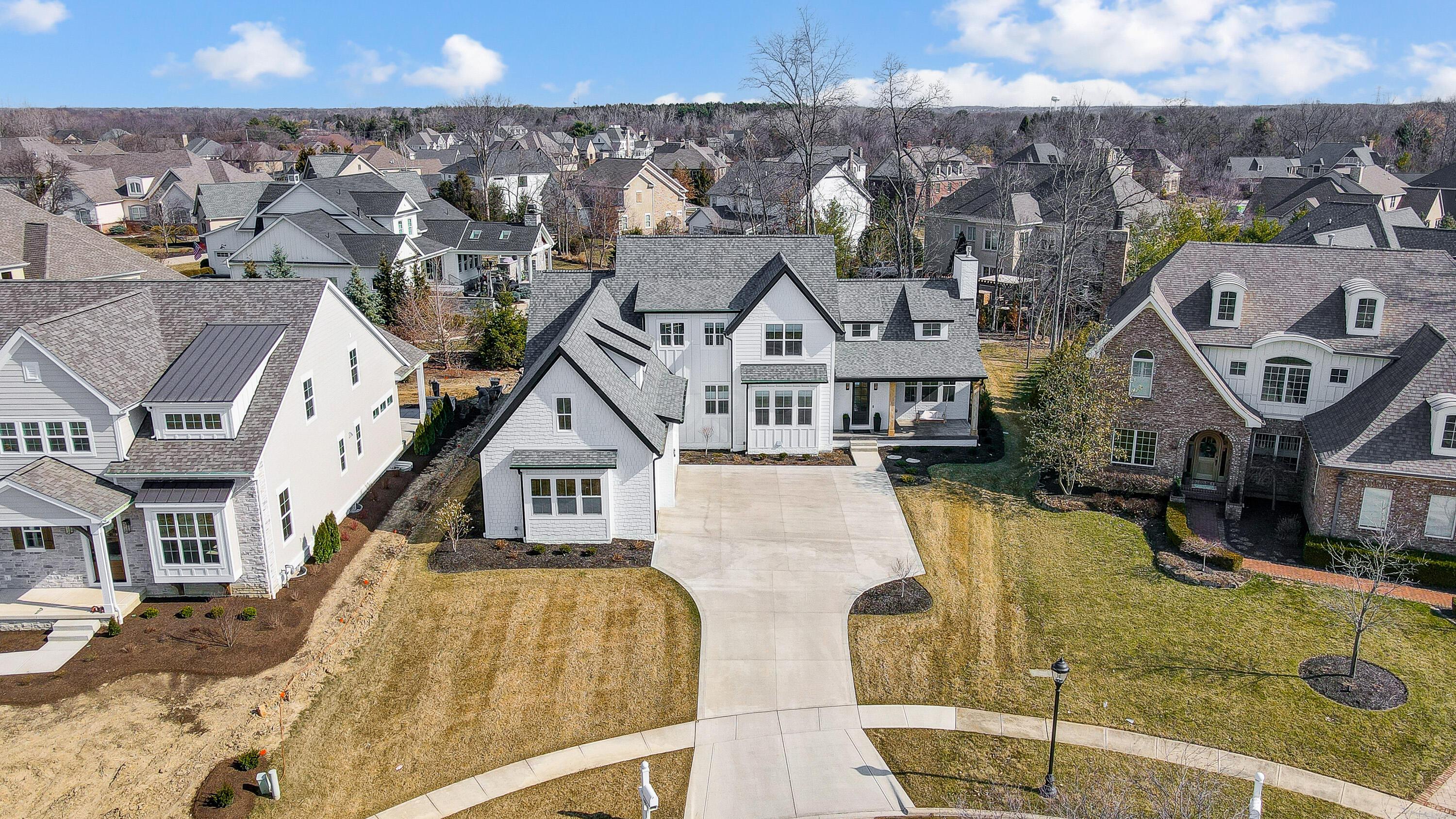 10056 Morris Drive, Dublin, Ohio image 3