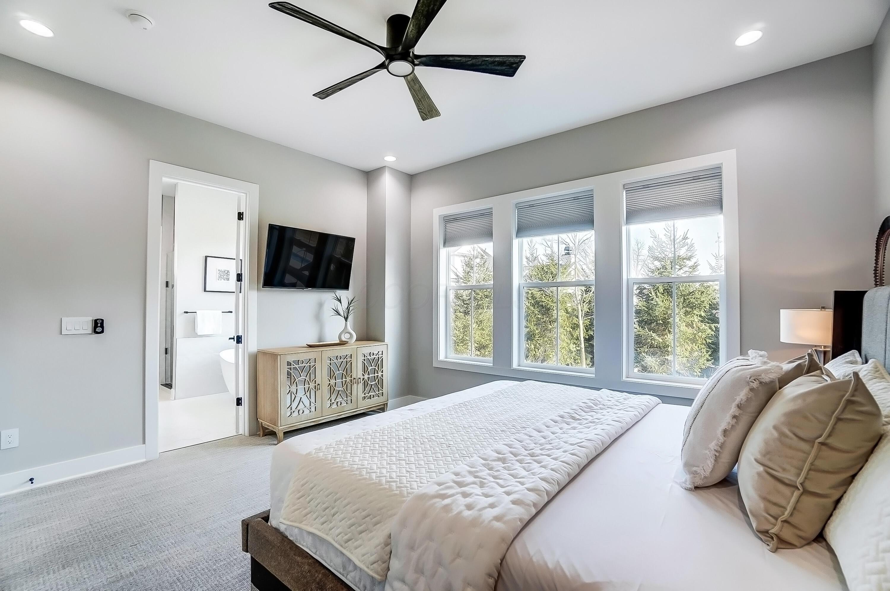 10056 Morris Drive, Dublin, Ohio image 34