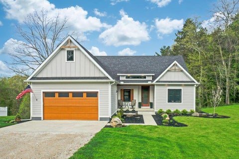 Featured picture for the property 223011422