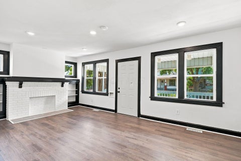 Tiny photo for 1456 Kenmore Road, Columbus, OH 43211 (MLS # 226033876)