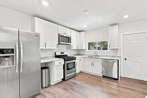 Tiny photo for 1456 Kenmore Road, Columbus, OH 43211 (MLS # 226033876)