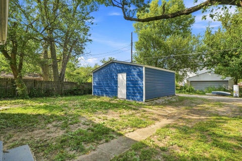 Tiny photo for 1456 Kenmore Road, Columbus, OH 43211 (MLS # 226033876)