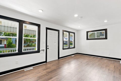 Tiny photo for 1456 Kenmore Road, Columbus, OH 43211 (MLS # 226033876)