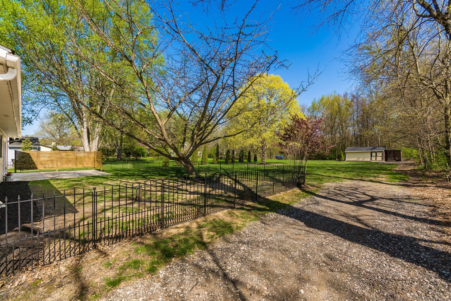 8090 Morse Road, New Albany, Ohio image 49