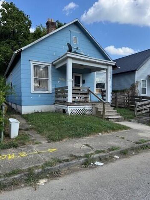 Photo of 452 Gilbert Street, Columbus, OH 43205 (MLS # 225038234)