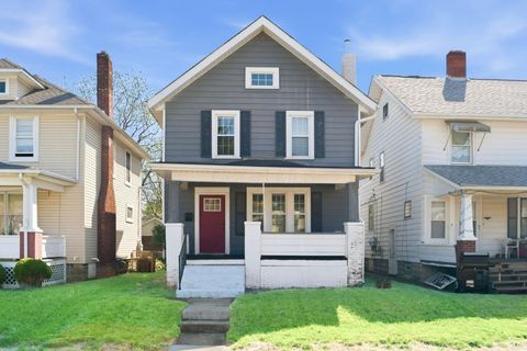 Photo of 152 S Burgess Avenue, Columbus, OH 43204 (MLS # 226015364)