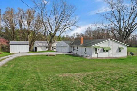 5079 Cincinnati Zanesville Road NE Lancaster OH 43130