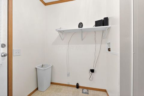 Tiny photo for 484 Cedarwood Road, Columbus, OH 43207 (MLS # 226000706)