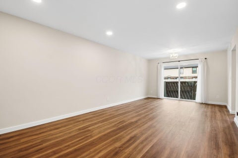 Tiny photo for 1589 Cindy Court, Columbus, OH 43232 (MLS # 226036344)