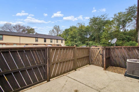 Tiny photo for 1589 Cindy Court, Columbus, OH 43232 (MLS # 226036344)