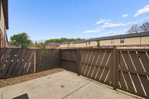 Tiny photo for 1589 Cindy Court, Columbus, OH 43232 (MLS # 226036344)
