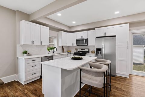 Tiny photo for 291 Sherborne Drive, Columbus, OH 43219 (MLS # 225045444)