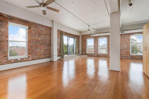 Photo of 432 E Rich Street 4E #4E, Columbus, OH 43215 (MLS # 226014882)