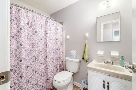 Tiny photo for 5912 Starcrest Drive, Galloway, OH 43119 (MLS # 226014004)