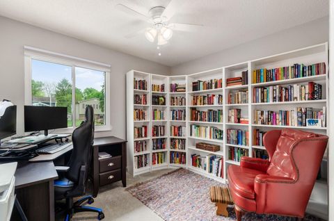 Tiny photo for 5912 Starcrest Drive, Galloway, OH 43119 (MLS # 226014004)