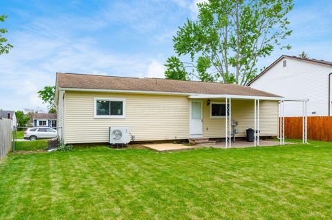 Tiny photo for 5912 Starcrest Drive, Galloway, OH 43119 (MLS # 226014004)