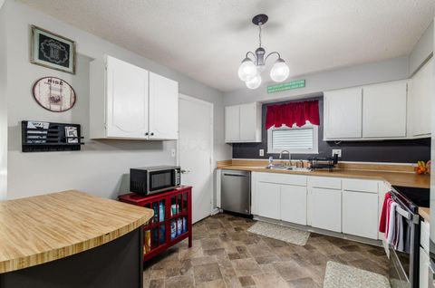 Tiny photo for 5912 Starcrest Drive, Galloway, OH 43119 (MLS # 226014004)