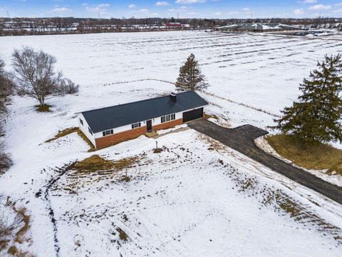 Photo of 4440 Piatt Road, Lewis Center, OH 43035 (MLS # 226004026)