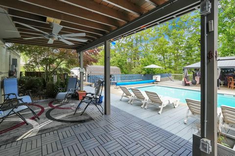 Tiny photo for 34 Ledgewood Drive, Chillicothe, OH 45601 (MLS # 226012253)