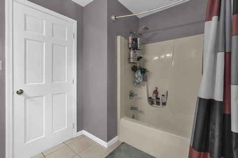 Tiny photo for 34 Ledgewood Drive, Chillicothe, OH 45601 (MLS # 226012253)