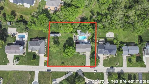 Tiny photo for 34 Ledgewood Drive, Chillicothe, OH 45601 (MLS # 226012253)