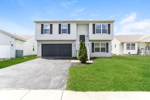 Photo of 4541 Parkwick Drive, Columbus, OH 43228 (MLS # 226015266)
