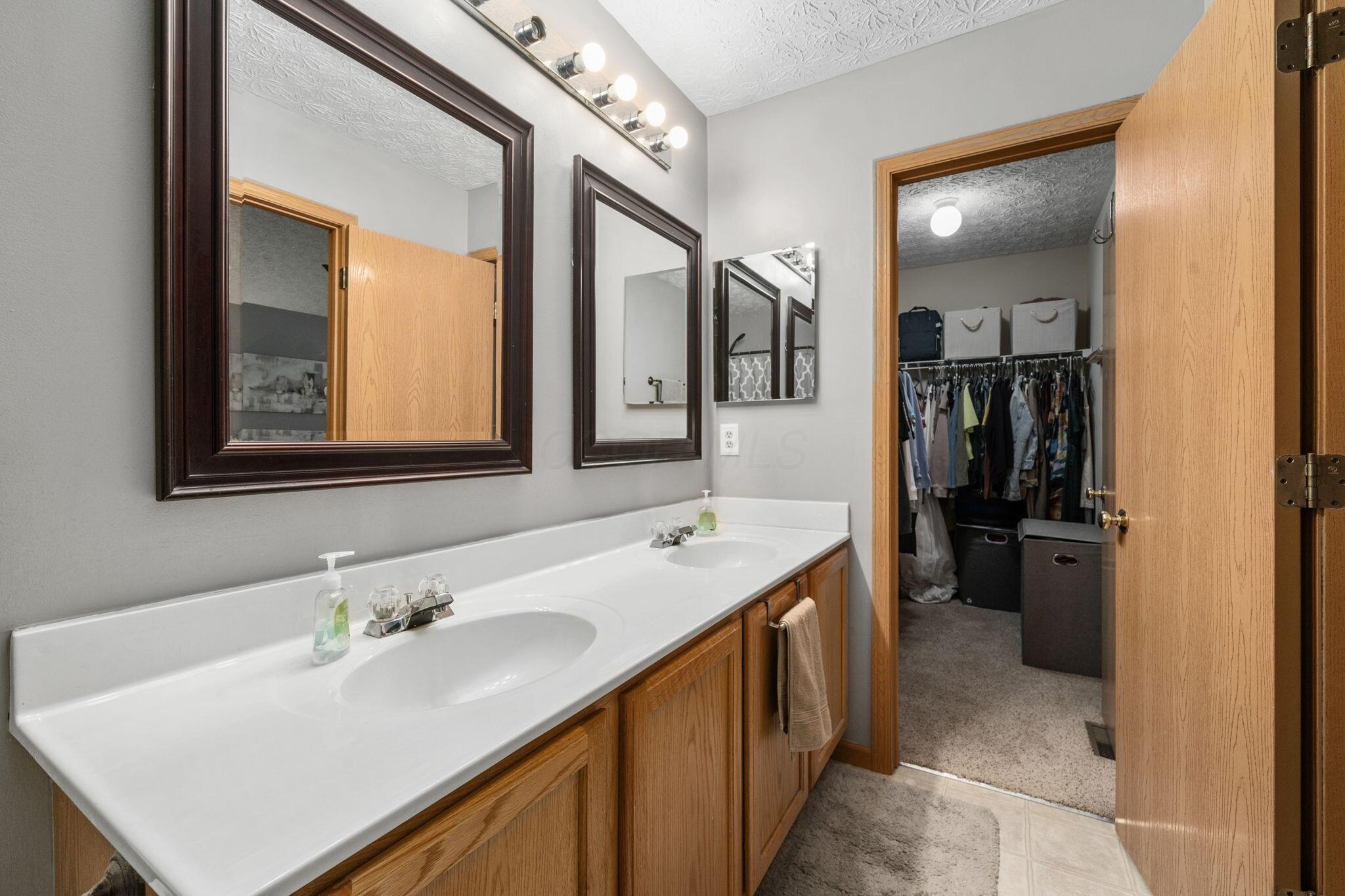 2147 Shortcreek Road, Hilliard, Ohio image 38