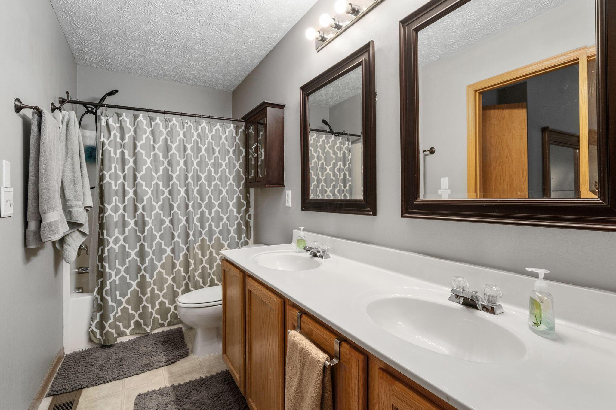 2147 Shortcreek Road, Hilliard, Ohio image 37