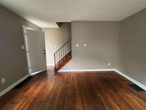 Photo of 844 S Harris Avenue, Columbus, OH 43204 (MLS # 226037468)
