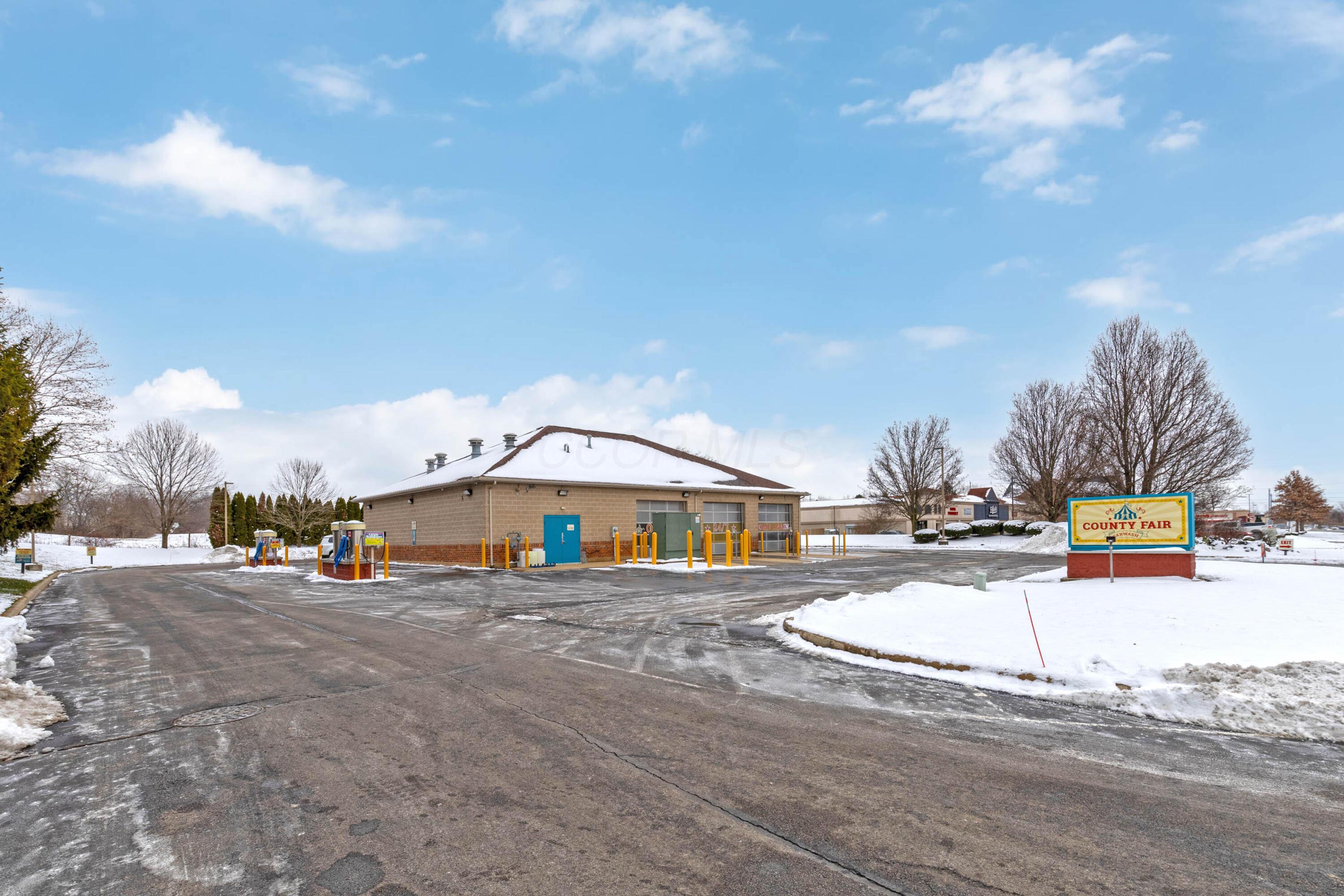 732 Corylus Drive SW