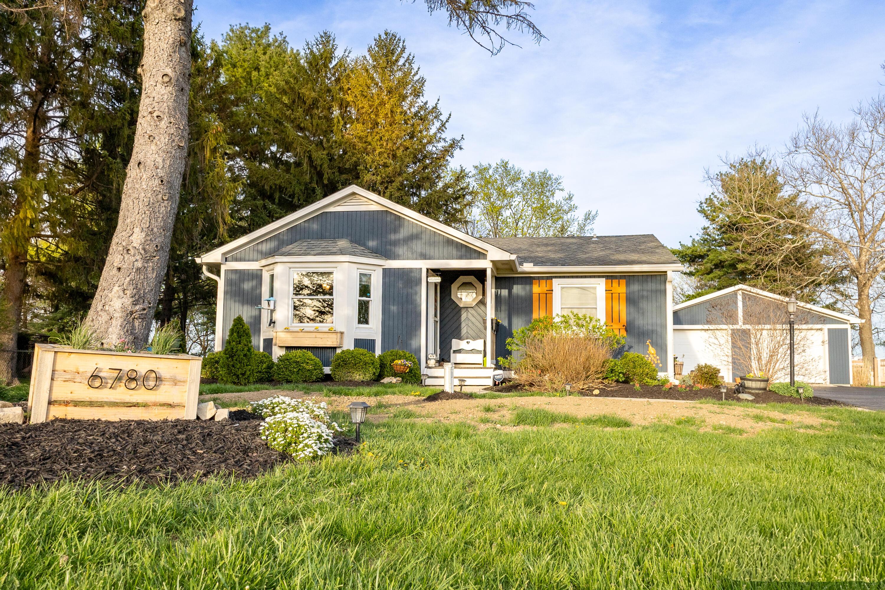 6780 Weldon Road, Plain City, Ohio image 2