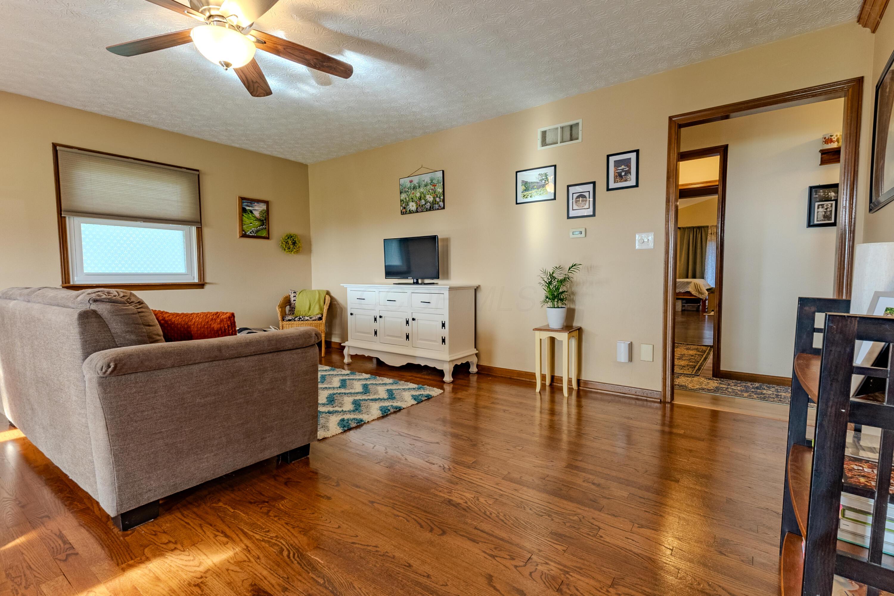 6780 Weldon Road, Plain City, Ohio image 8