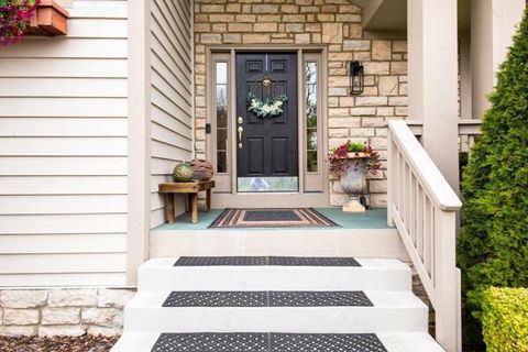 Tiny photo for 3773 Kelsey Court, Lewis Center, OH 43035 (MLS # 226009529)