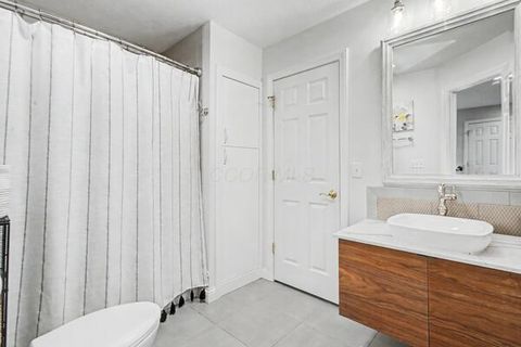 Tiny photo for 3773 Kelsey Court, Lewis Center, OH 43035 (MLS # 226009529)