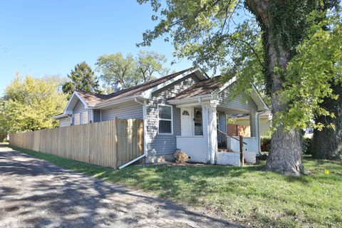 Tiny photo for 2812 E 11th Avenue, Columbus, OH 43219 (MLS # 225040237)