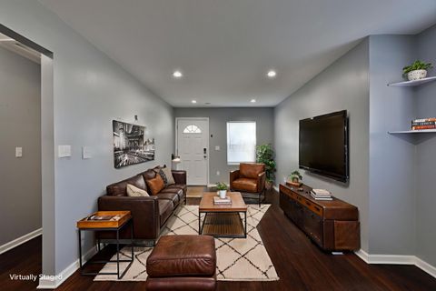 Tiny photo for 2812 E 11th Avenue, Columbus, OH 43219 (MLS # 225040237)