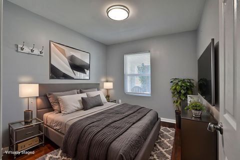 Tiny photo for 2812 E 11th Avenue, Columbus, OH 43219 (MLS # 225040237)