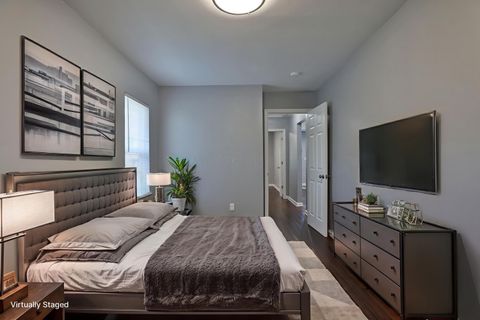 Tiny photo for 2812 E 11th Avenue, Columbus, OH 43219 (MLS # 225040237)