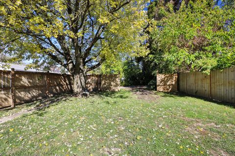 Tiny photo for 2812 E 11th Avenue, Columbus, OH 43219 (MLS # 225040237)