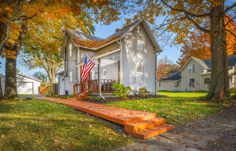 Photo of 307 Locust Street, Mount Vernon, OH 43050 (MLS # 226041188)