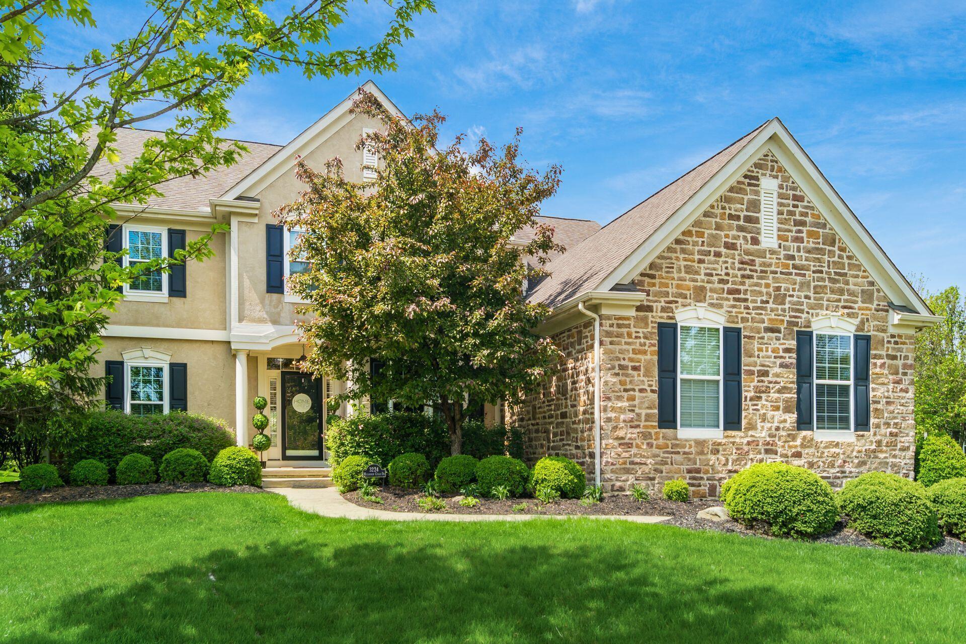 3224 Mccammon Chase Drive, Lewis Center, Ohio image 1