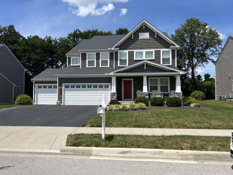 Photo of 8000 Narrow Leaf Drive, Blacklick, OH 43004 (MLS # 226025525)