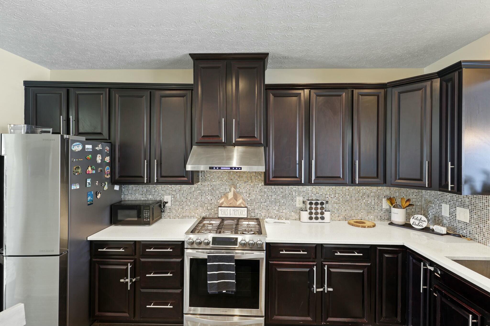 305 Evergreen Circle, Pickerington, Ohio image 9