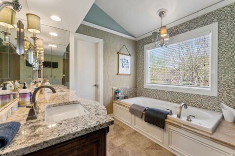 Tiny photo for 2991 Atoll Drive, Lewis Center, OH 43035 (MLS # 226014130)