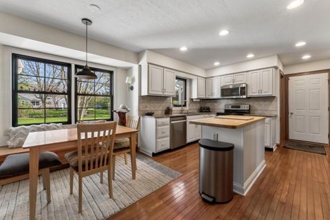 Tiny photo for 2991 Atoll Drive, Lewis Center, OH 43035 (MLS # 226014130)