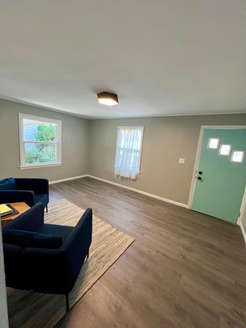 Tiny photo for 2488 Mcguffey Road, Columbus, OH 43211 (MLS # 225037563)