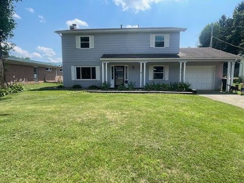 Photo of 473 Meadowbrook Drive, Newark, OH 43055 (MLS # 225015200)